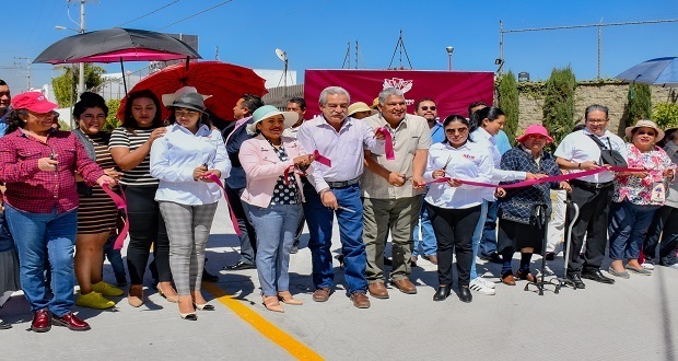 Pavimentan calles y rehabilitan drenaje en Cuautlancingo