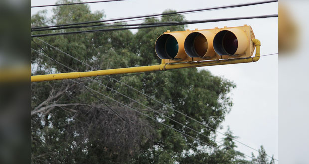 Invierten más de 1 mdp para sincronizar red semafórica en Puebla