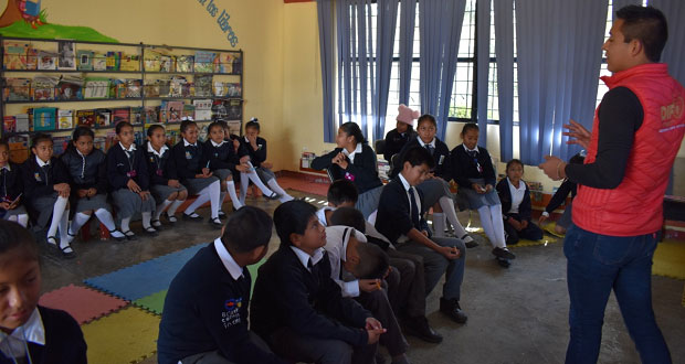 Realizan pláticas sobre violencia de género en Ocoyucan