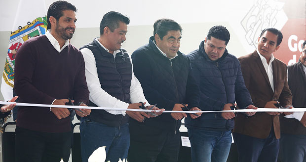 Inician trabajos de reconstrucción en carretera de Hueytamalco