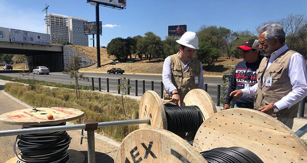 Con inversión de 5.4 mdp, rehabilitarán alumbrado en vía Atlixcáyotl