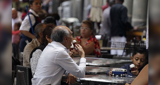 Supervisores cobran moches a negocios para no multar: Canirac