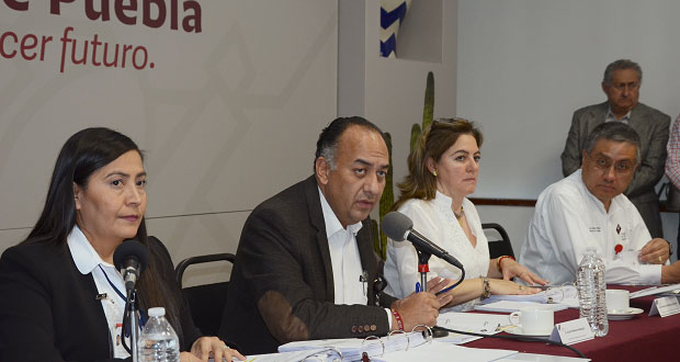 En 2019, reúnen a mil 749 poblanos migrantes con sus familias