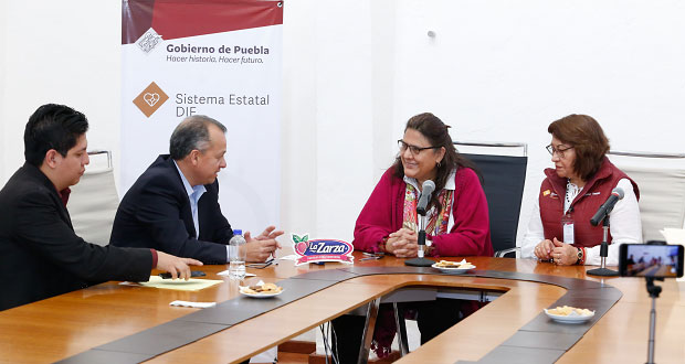 DIF firma convenio con “La Zarza” para festejar a niños del organismo