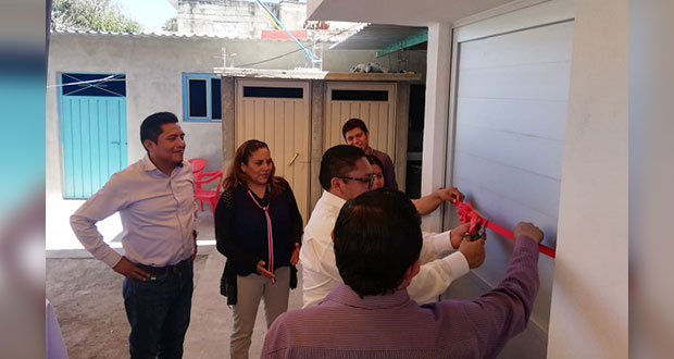 Dan cuartos a familias en Xochiltepec con gestión de Antorcha