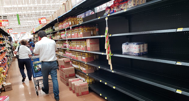 Economía realiza plática con comerciantes para evitar desabasto