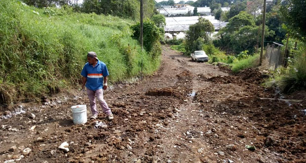 Exigen reposición de obras en Tenango de las Flores