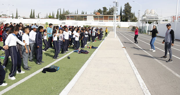 Jornada deportiva reúne a estudiantes de colonias del sur de Puebla
