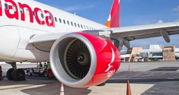 Bukele acusa que vuelo desde México lleva 12 casos de Covid-19
