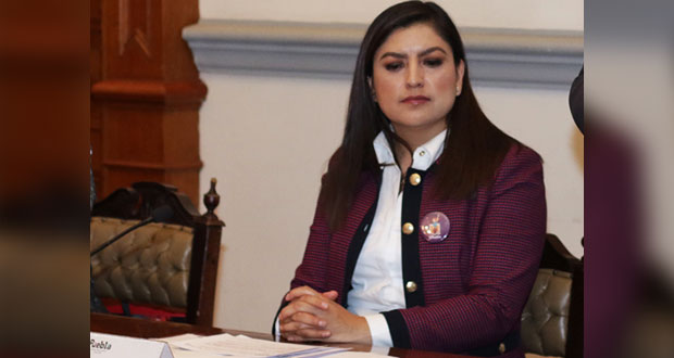 Claudia Rivera “desconoce” acusaciones de nepotismo contra titular del IJM