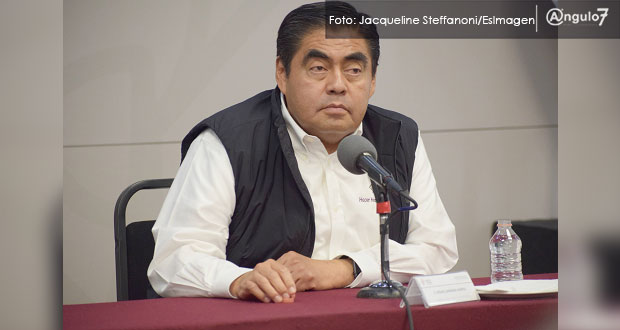 No hay campaña contra Rivera; ella desacata decreto constitucional: Barbosa