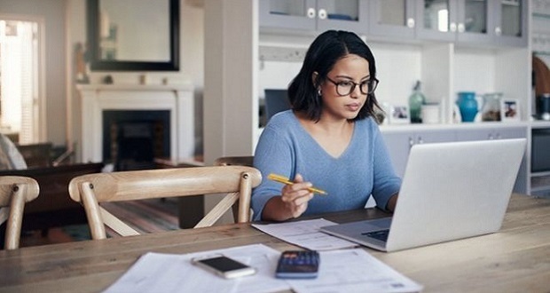 ¿Trabajas desde casa?, así puedes desinfectar tu computadora
