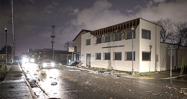 Al menos 22 muertos tras paso de tornados en Tennessee, EU