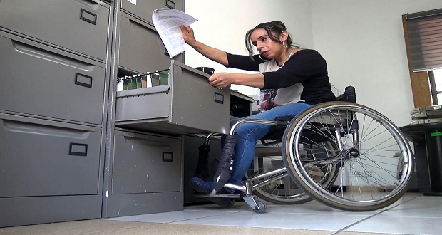 Ara es médico, madre de familia, esposa, hija y nunca se rinde