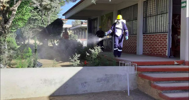 Desinfectan secundaria técnica en Libres