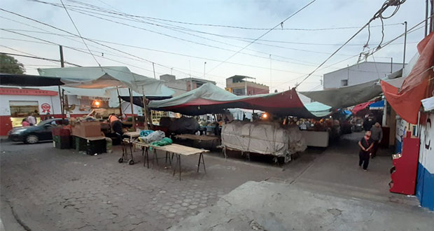 Por Covid-19, Libres suspende tianguis foráneo