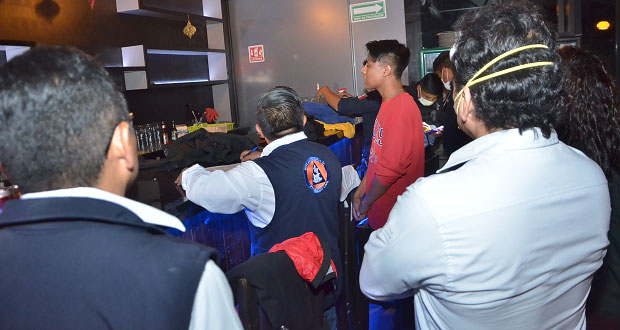 Por incumplir medidas de contingencia, clausuran restaurante-bar