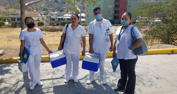 Inicia primera jornada de vacunación en Tecomatlán