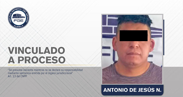Lo vinculan a proceso por el feminicidio de su esposa en Tecali