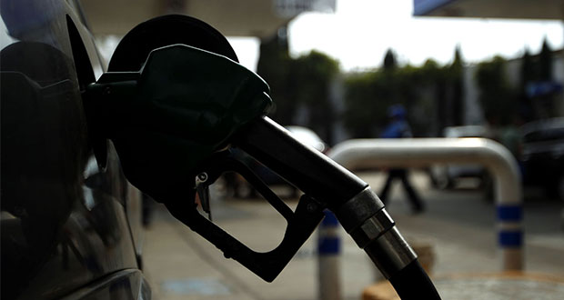 En Cuautlancingo, venden la gasolina regular más barata de la región