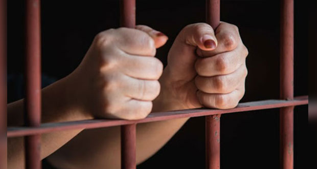 Va a prisión, por el feminicidio de su pareja en Hueytamalco