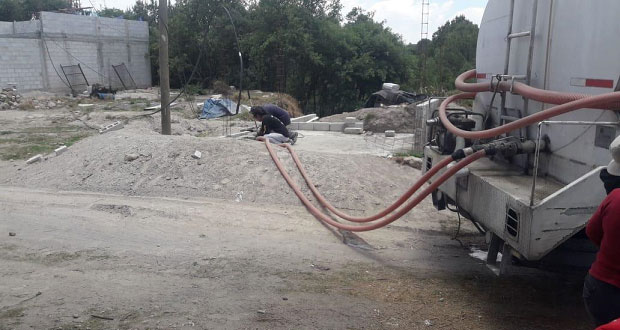 Apoya Antorcha con abastecimiento de agua al norte de la ciudad