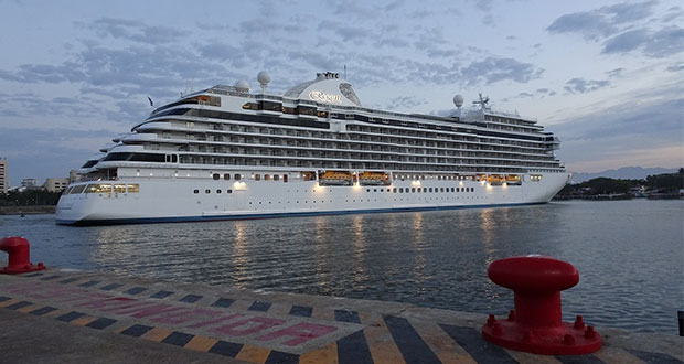 Crucero estará 30 días en Puerto Vallarta por razones humanitarias