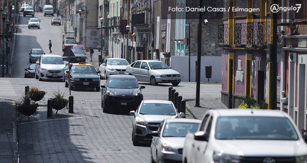 “Hoy No circula” en Puebla no ayudará a contener contagios, indica CCE