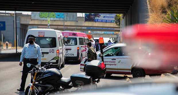 Infraccionan 6 unidades de transporte por rebasar capacidad de 50%