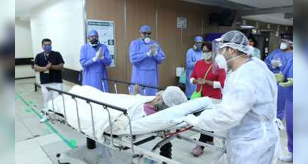 Mujer de 65 años vence Covid-19 con transfusión de plasma en IMSS