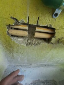 Acusan sarro en tuberías de Santa Catarina causado por Agua de Puebla