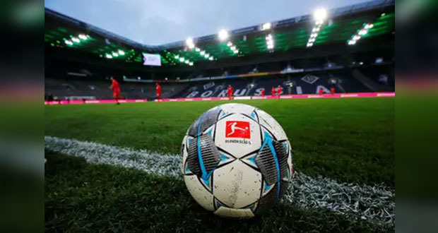 Con restricciones por Covid, futbol reinicia en partes de Europa