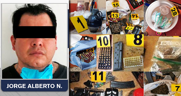 FGE halla armas y drogas en cateo a casa de “El Crazy” en Atlixco