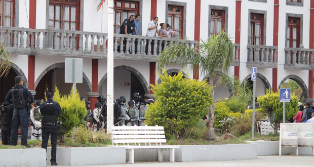Segob impulsa diálogo de Comuna y vecinos de Coronango tras disturbio