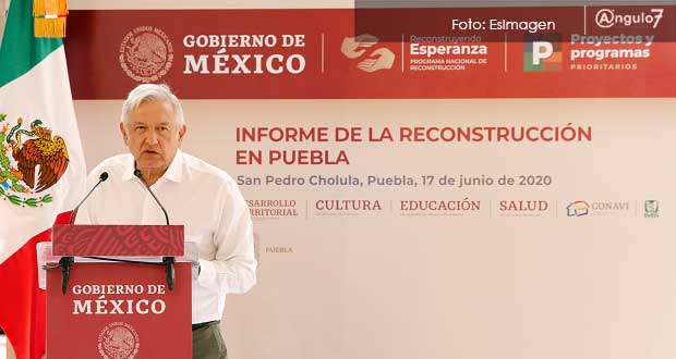 Desde Puebla, AMLO sostiene que no dará "ni un paso atrás" contra corrupción