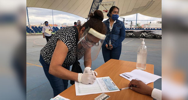 San Andrés mantiene programa de becas; las entrega a 310 jóvenes