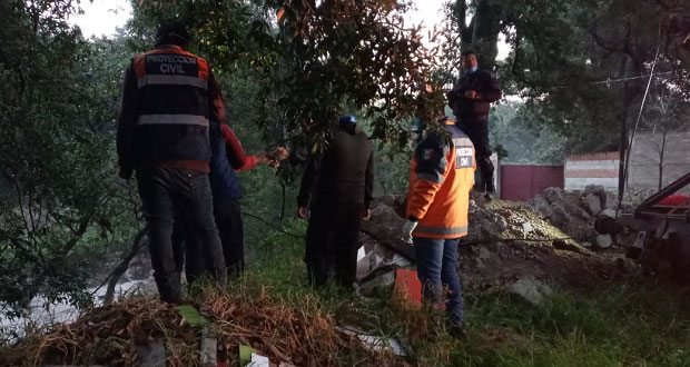 Segob estatal atiende contingencias por lluvias en Amozoc y Chietla