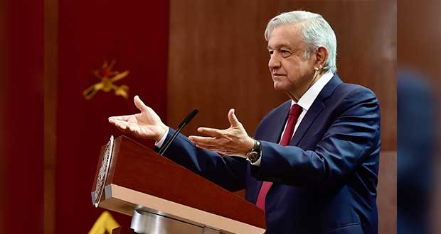 ¿Cómo invitan a quien discrimina a foro?, cuestiona AMLO a Conapred