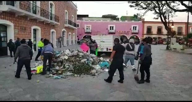 Trabajadores de Limpia de Atlixco van a paro; acusan abuso laboral