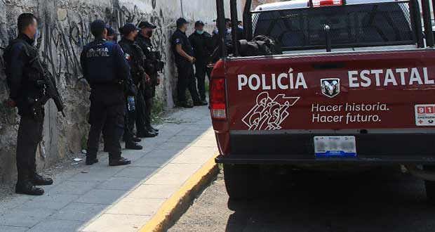 Policías de Huejotzingo piden cesar a efectivo denunciado por acoso