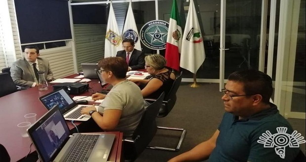 Participan más de 5 mil policías en coloquio sobre su profesión