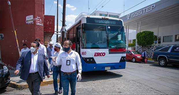 Amplían número de vehículos para trasladar personal médico ante Covid
