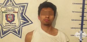 Detienen a dos armados y con droga en San Martín Texmelucan.