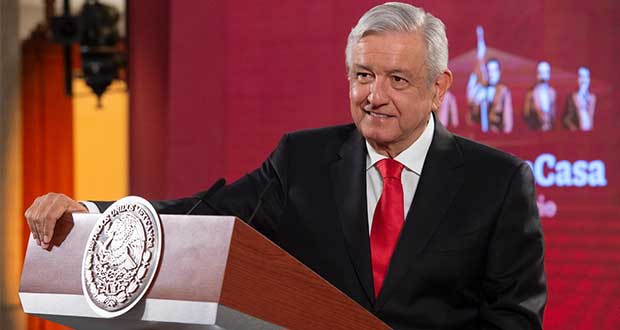 AMLO reclama a diputados por no tratar sus reformas