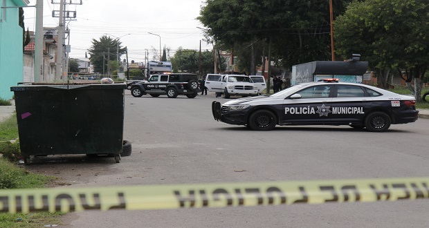 En fin de semana, hallan 3 cuerpos en Puebla; uno, con advertencia de limpia