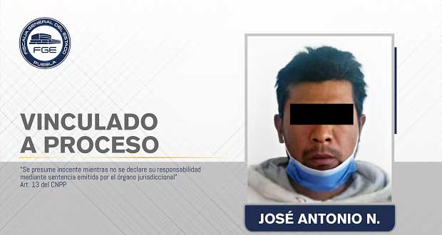 Vinculan a proceso a hombre por lesionar a su pareja e hijos
