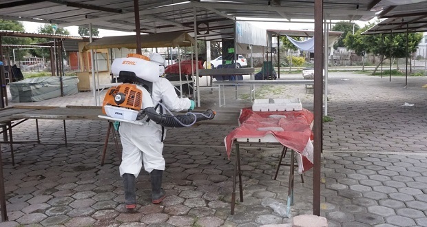 Comuna de San Andrés Cholula sanitiza espacios públicos de Comac