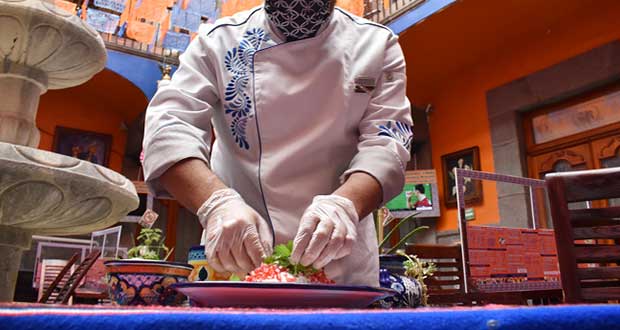 Para temporada de chiles en nogada, necesario abrir restaurantes: Canirac