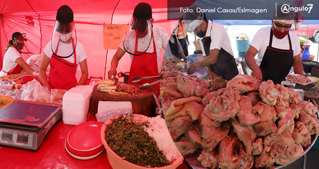 Por Covid-19, ambulantes solo venderán alimentos y tianguis operarán al 30%