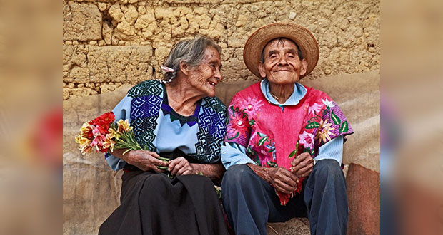¿Ya abrazaste a tus abuelos? Celebrarles su día este 28 de agosto